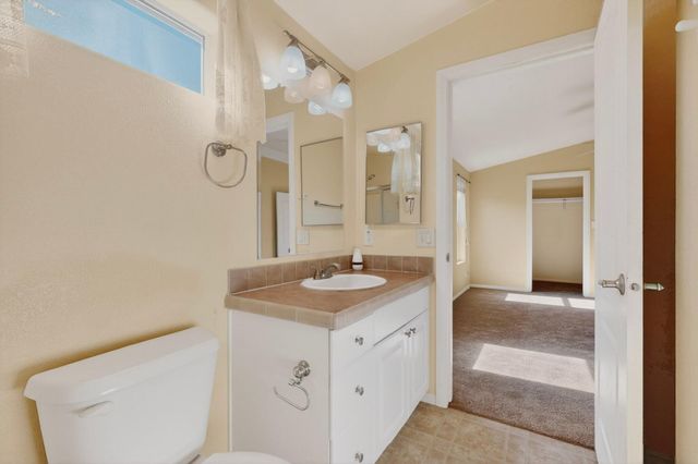 214 Sunrise Bluffs Drive, Belen, NM 87002