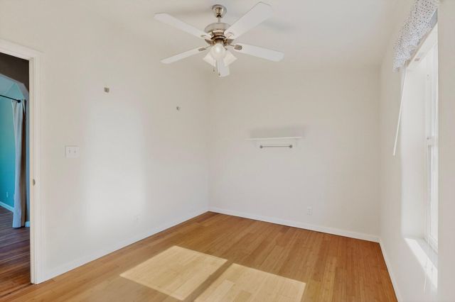 214 Sunrise Bluffs Drive, Belen, NM 87002