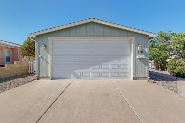 214 Sunrise Bluffs Drive, Belen, NM 87002