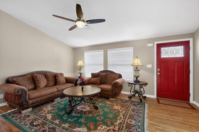 214 Sunrise Bluffs Drive, Belen, NM 87002