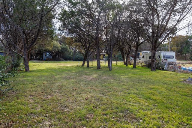 1310 Keechi Trail, Granbury, TX 76048