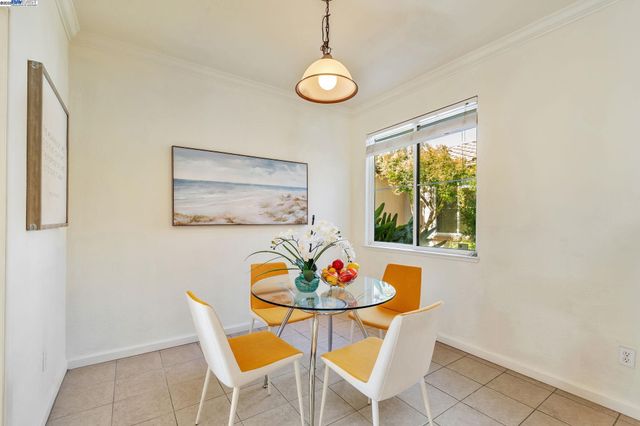 1145 Hartwell Ave, Stockton, CA 95209