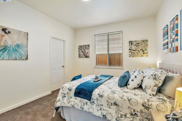 1145 Hartwell Ave, Stockton, CA 95209