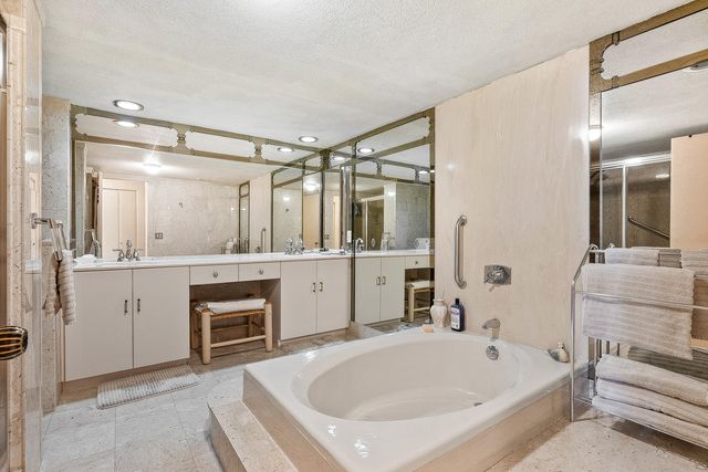 2751 S Ocean Drive 504n, Hollywood, FL 33019