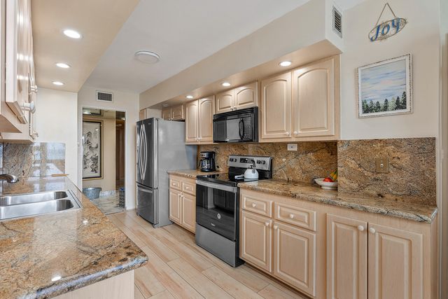 2751 S Ocean Drive 504n, Hollywood, FL 33019