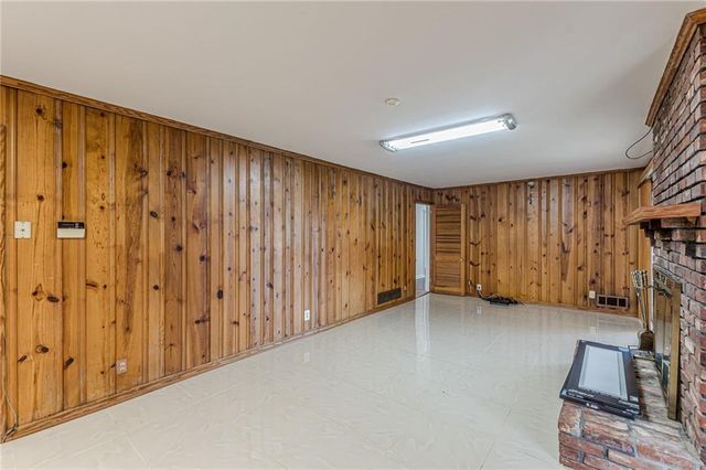 2110 Lavista Circle, Hapeville, GA 30354