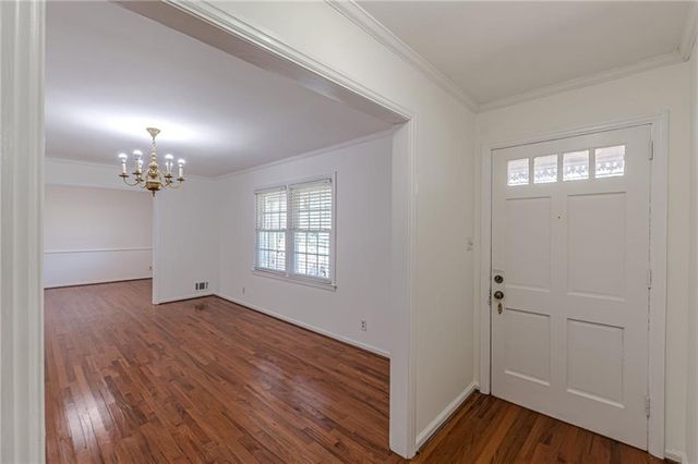 2110 Lavista Circle, Hapeville, GA 30354