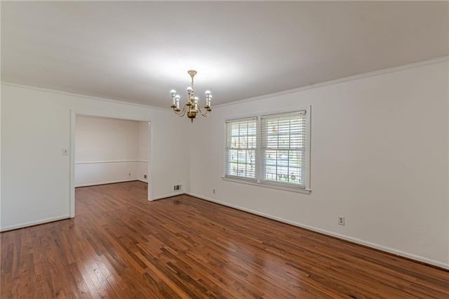 2110 Lavista Circle, Hapeville, GA 30354