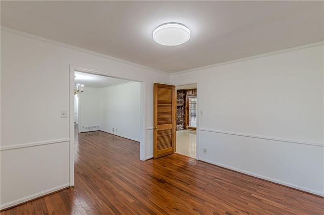 2110 Lavista Circle, Hapeville, GA 30354