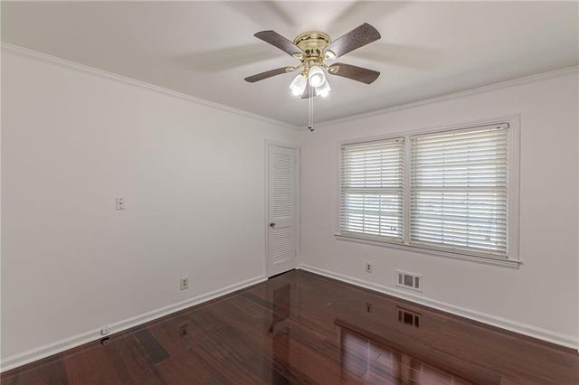 2110 Lavista Circle, Hapeville, GA 30354