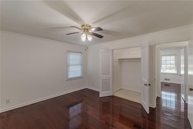 2110 Lavista Circle, Hapeville, GA 30354