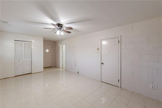 2110 Lavista Circle, Hapeville, GA 30354