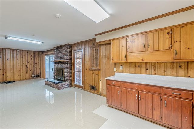 2110 Lavista Circle, Hapeville, GA 30354