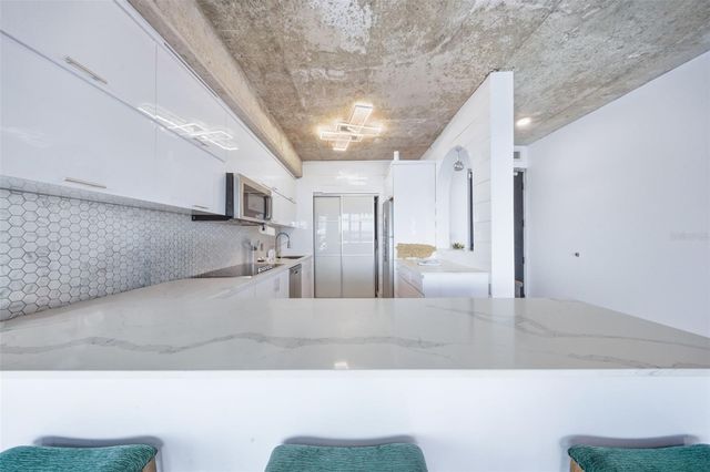 404 AVENIDA DE LA CONSTITUCIÓN PH 2408, San Juan, PR 00901