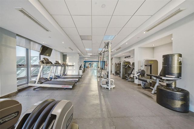404 AVENIDA DE LA CONSTITUCIÓN PH 2408, San Juan, PR 00901