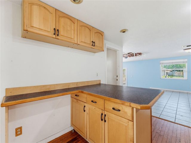 1116 E OAKWOOD STREET, Tarpon Springs, FL 34689