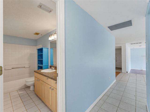 1116 E OAKWOOD STREET, Tarpon Springs, FL 34689