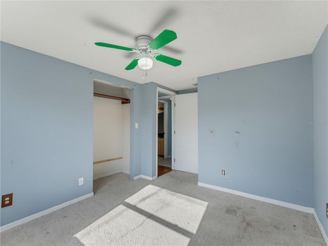 1116 E OAKWOOD STREET, Tarpon Springs, FL 34689