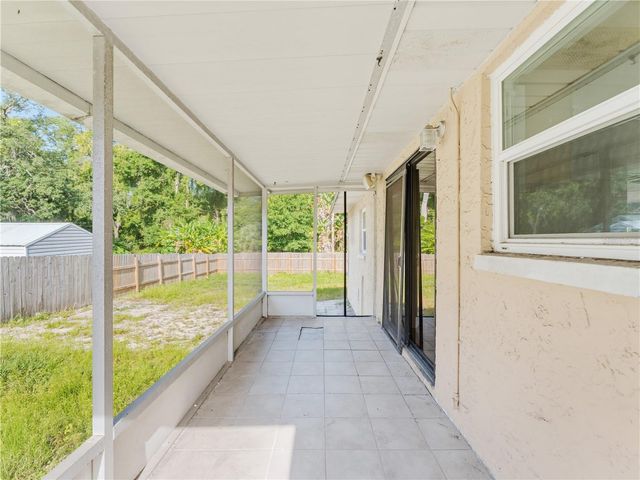 1116 E OAKWOOD STREET, Tarpon Springs, FL 34689