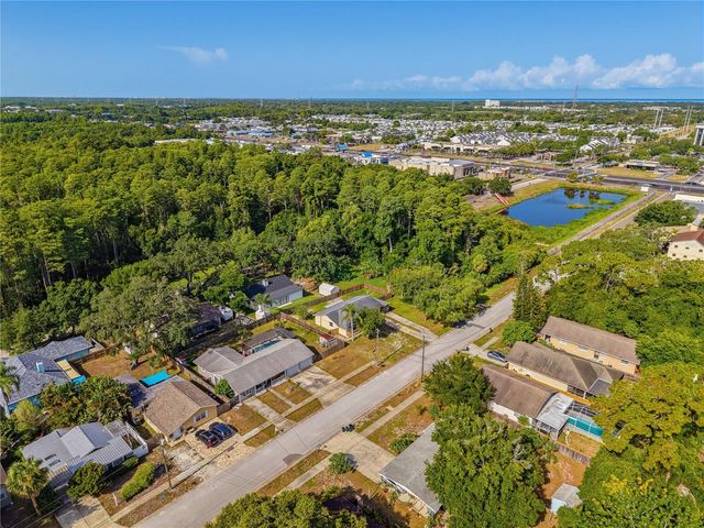 1116 E OAKWOOD STREET, Tarpon Springs, FL 34689
