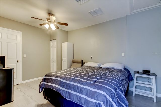 4729 E SERENA DRIVE, Tampa, FL 33617