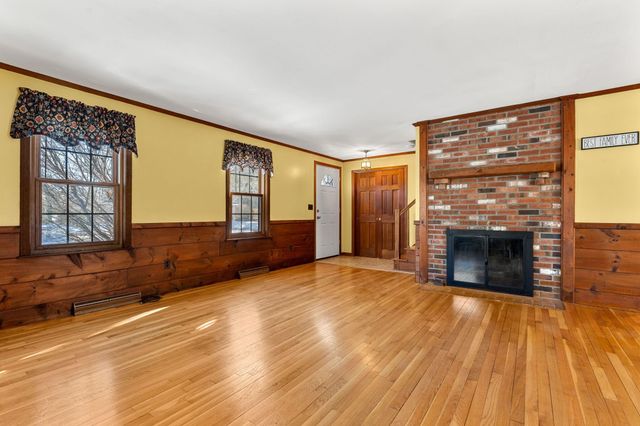 30 Josephine Drive, Hampton, NH 03842