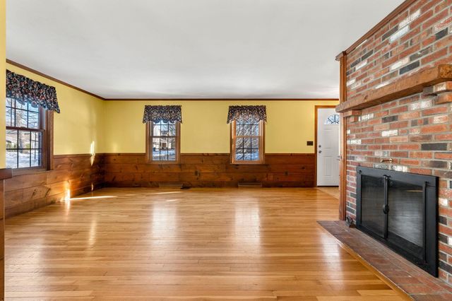 30 Josephine Drive, Hampton, NH 03842