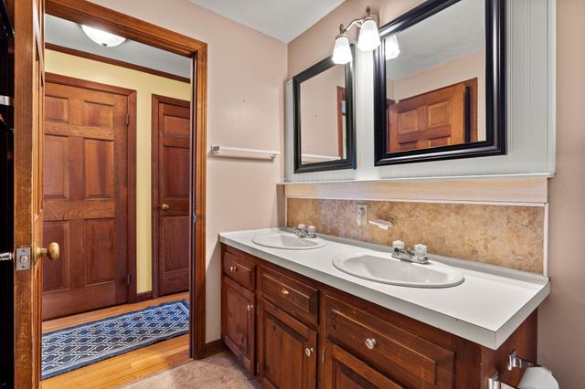 30 Josephine Drive, Hampton, NH 03842