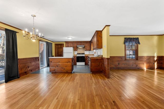 30 Josephine Drive, Hampton, NH 03842