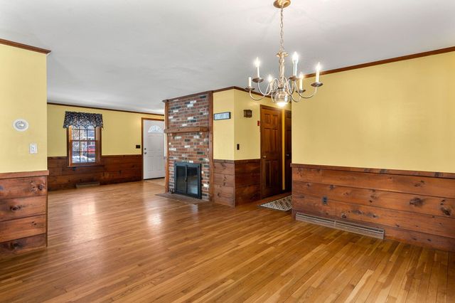 30 Josephine Drive, Hampton, NH 03842