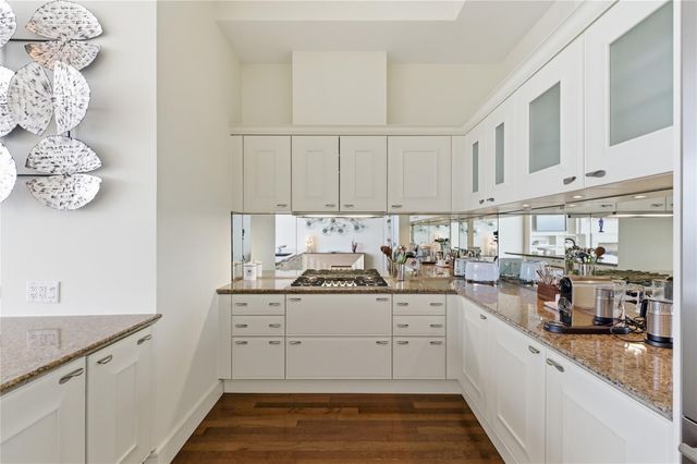 2727 Kirby Drive 16C, Houston, TX 77098
