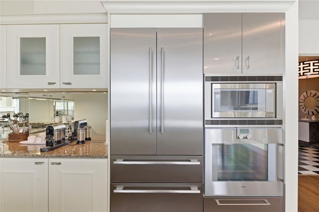 2727 Kirby Drive 16C, Houston, TX 77098