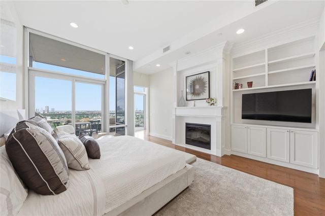 2727 Kirby Drive 16C, Houston, TX 77098