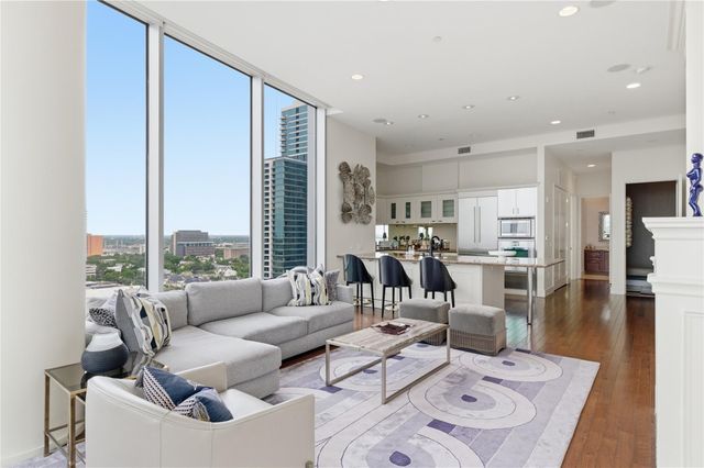 2727 Kirby Drive 16C, Houston, TX 77098