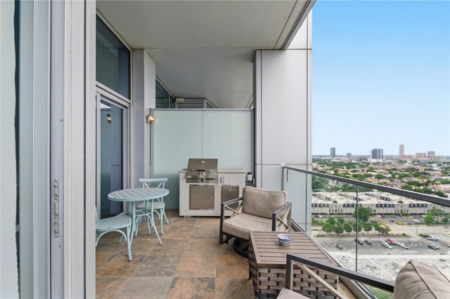 2727 Kirby Drive 16C, Houston, TX 77098