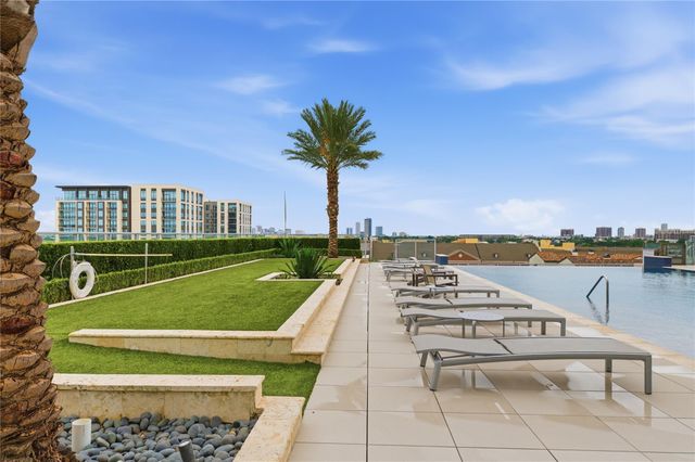 2727 Kirby Drive 16C, Houston, TX 77098
