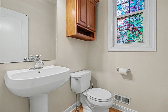 5229 Stapleton Drive, Kalamazoo, MI 49009