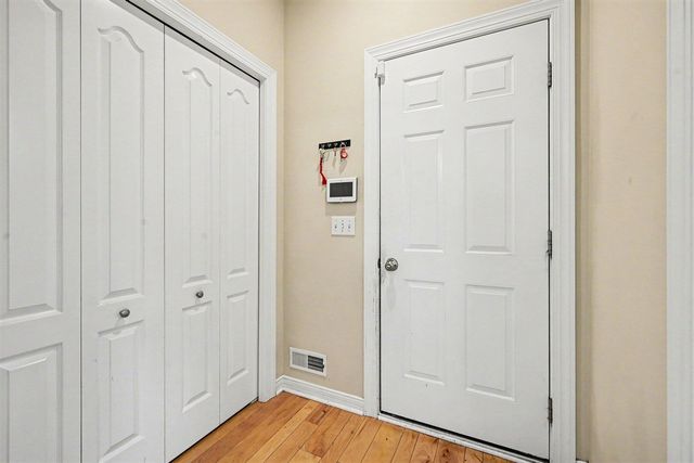 5229 Stapleton Drive, Kalamazoo, MI 49009