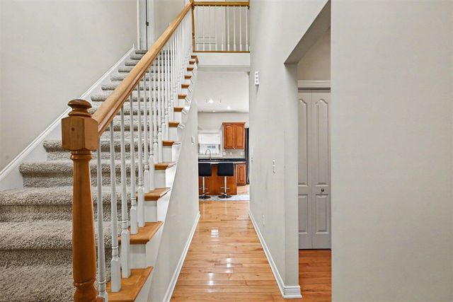 5229 Stapleton Drive, Kalamazoo, MI 49009