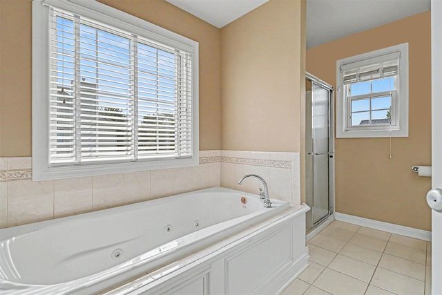 5229 Stapleton Drive, Kalamazoo, MI 49009