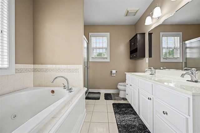 5229 Stapleton Drive, Kalamazoo, MI 49009