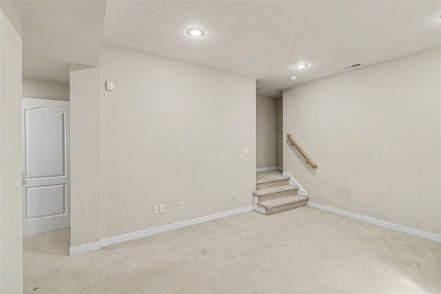 5229 Stapleton Drive, Kalamazoo, MI 49009