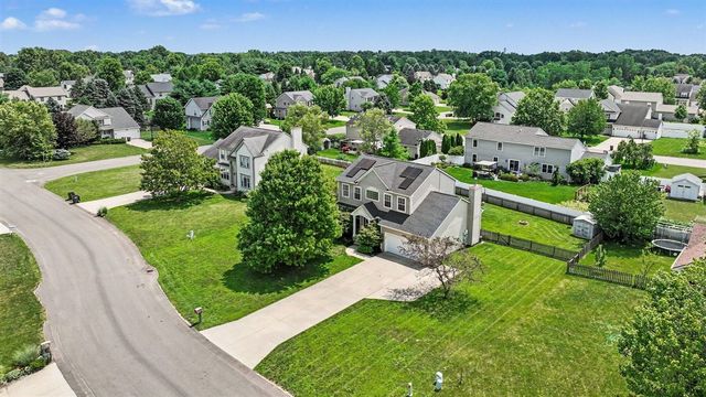 5229 Stapleton Drive, Kalamazoo, MI 49009