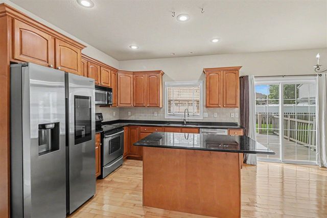 5229 Stapleton Drive, Kalamazoo, MI 49009