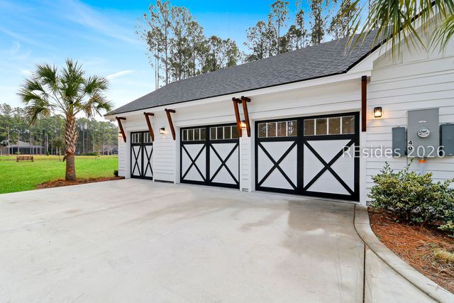 40 Foxchase Ln, Bluffton, SC 29910