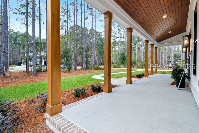 40 Foxchase Ln, Bluffton, SC 29910