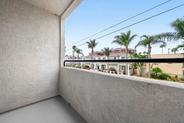 514 S Myers F, Oceanside, CA 92054