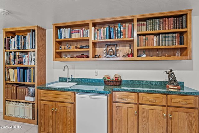 2965 W Saddle Ridge Way, Wickenburg, AZ 85390