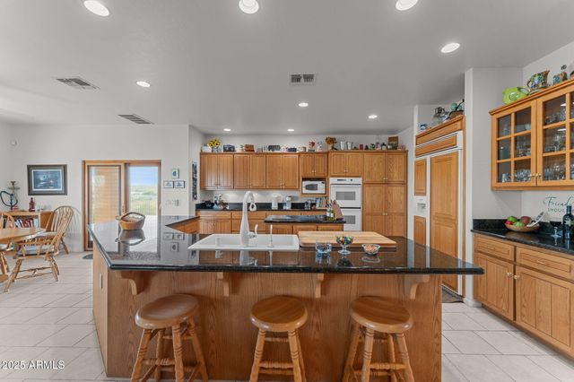 2965 W Saddle Ridge Way, Wickenburg, AZ 85390