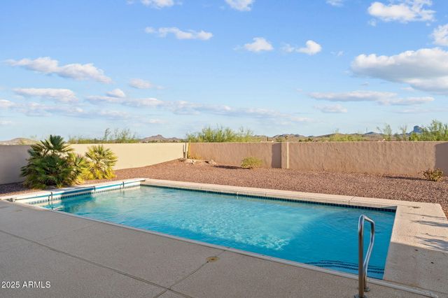 2965 W Saddle Ridge Way, Wickenburg, AZ 85390